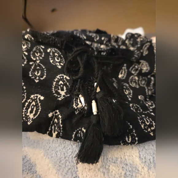 Lucky Brand Black Blouse Large - Picture 6 of 8